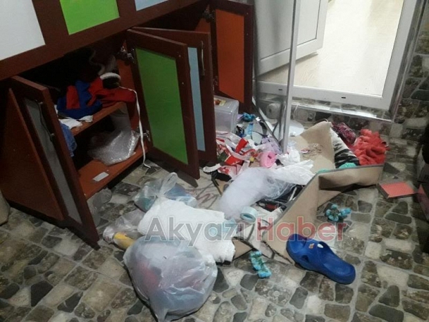 Eve giremeyince bunu yaptılar
