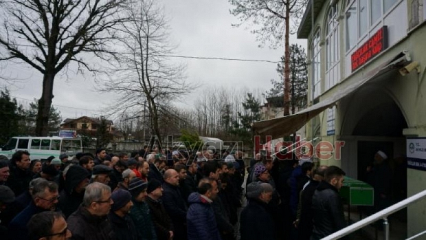 Hüseyin Binekin Eşi defnedildi