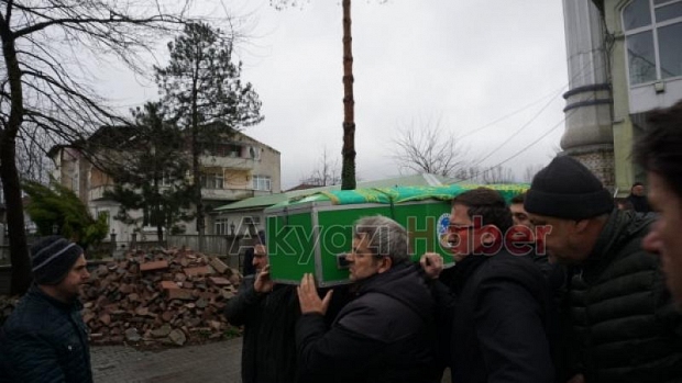 Hüseyin Binekin Eşi defnedildi
