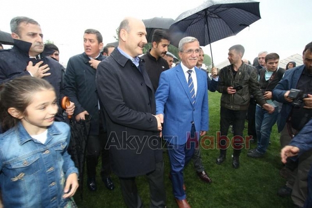 İçişleri Bakanı Süleyman Soylu, Akyazı'ya geldi