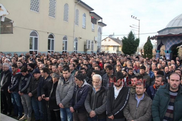Üç çocuk babası  Ameliyat sonrası hayatını kaybetti