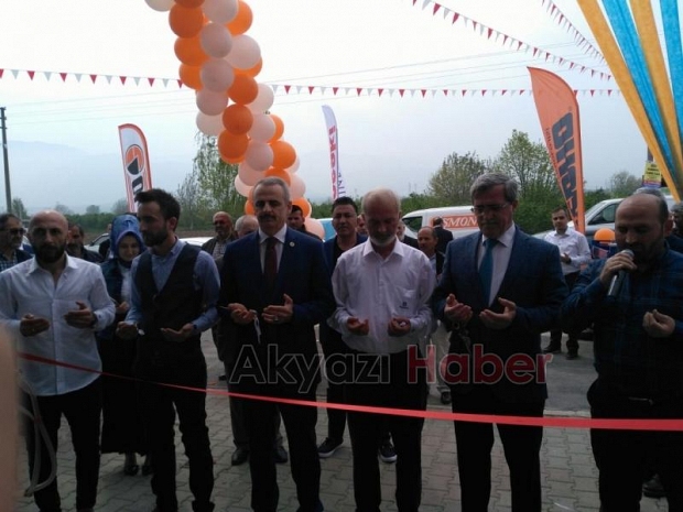 İkizler Tarım Makineleri Dualarla Açıldı