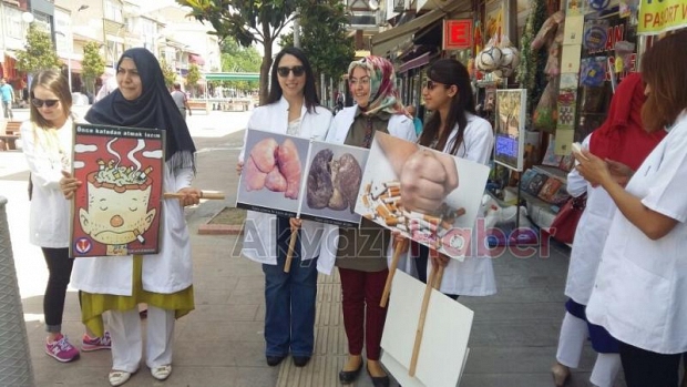 İlçe Sağlık Ekipleri Dünya Tütünsüzler Gününü Kutladı