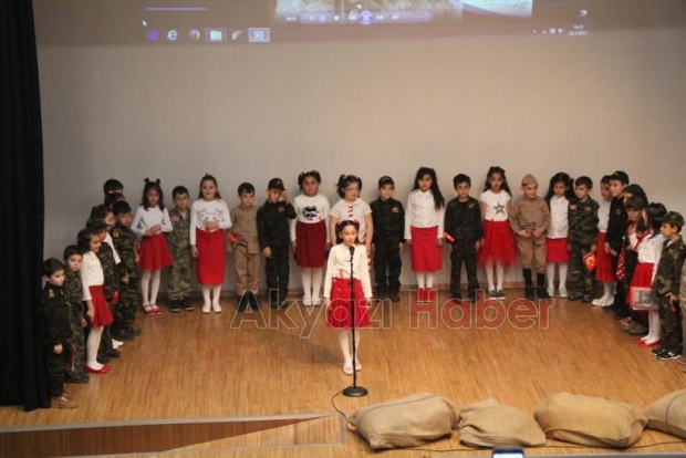 İlkokul Öğrencilerden Çanakkale Gecesi