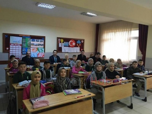 İmam Hatip Mezunları Derneğinden okul ziyaretleri