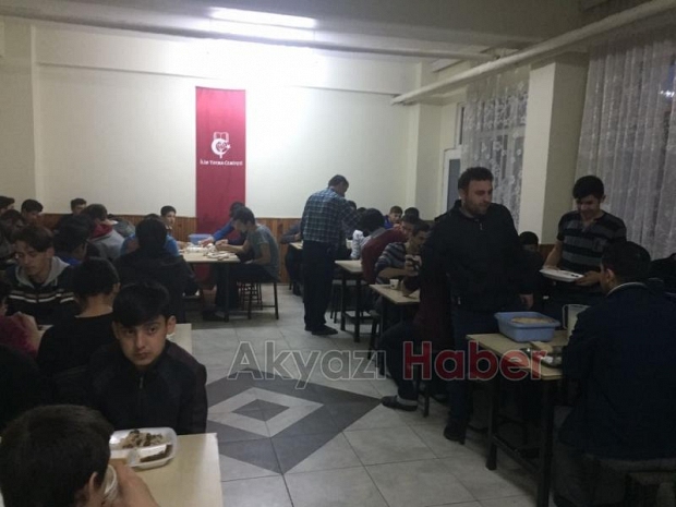İmam Hatipler Aynı Sofrada Buluşuyor