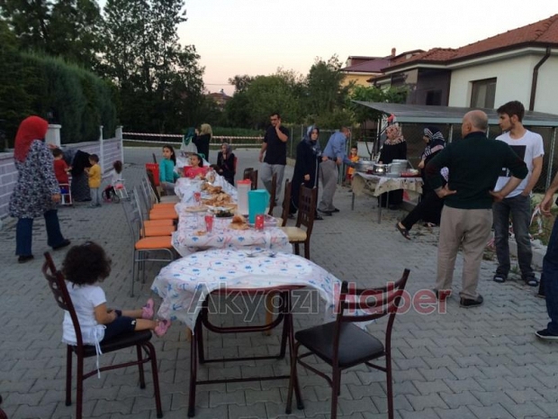 İnönü Mahallesi 2.Geleneksel İftar Programı Düzenledi