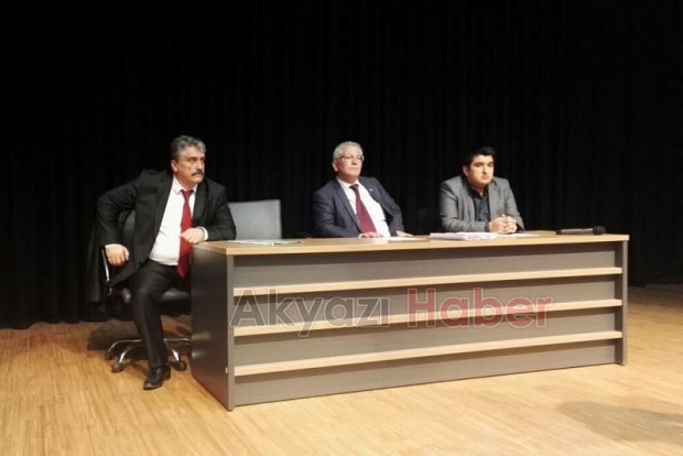 İŞKUR KOSGEB GİRİŞİMCİLİK KURSUNA YOĞUN İLGİ