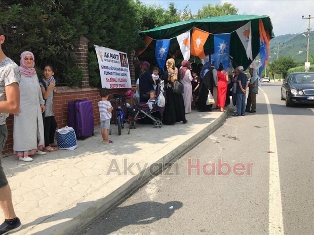İstanbulda oy kullanacak seçmenler için otobüs kaldırdı