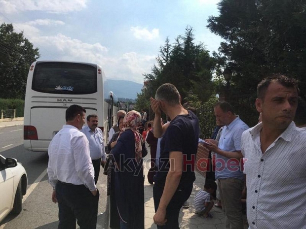 İstanbulda oy kullanacak seçmenler için otobüs kaldırdı