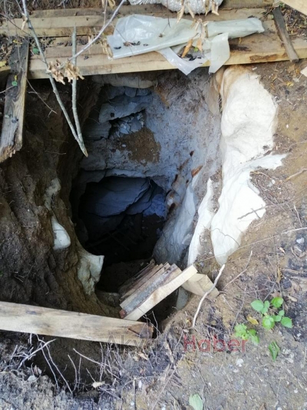 Jandarma baskında ortaya çıkardı 40 metre derinlikte