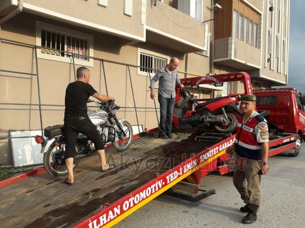 Jandarma Ekipleri Çalıntı 2 Motora El Koydu