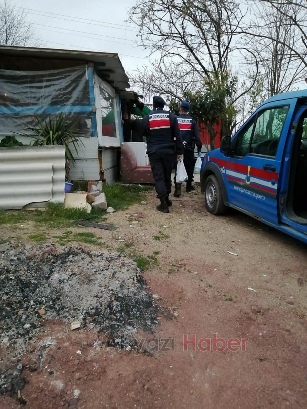 Jandarma Yaşlılarının Yanında