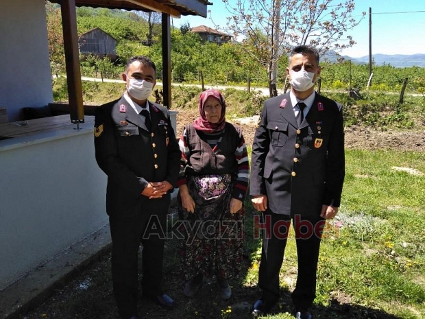 jandarmadan şehit annelerine anlamlı ziyaret