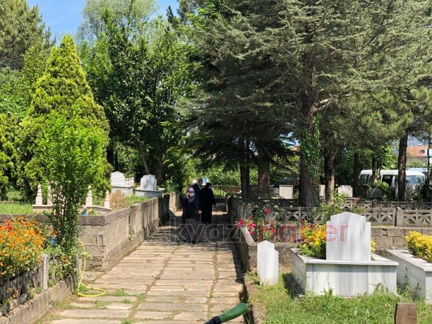 Kabir ziyareti yaptılar