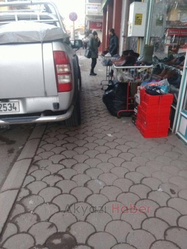 Kaldırım İşgalleri Devam Ediyor