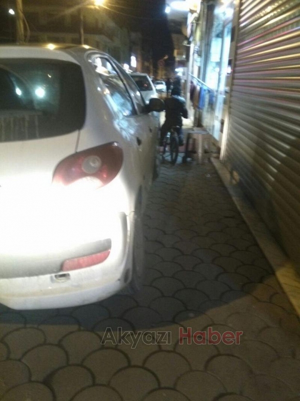 Kaldırım İşgalleri Devam Ediyor