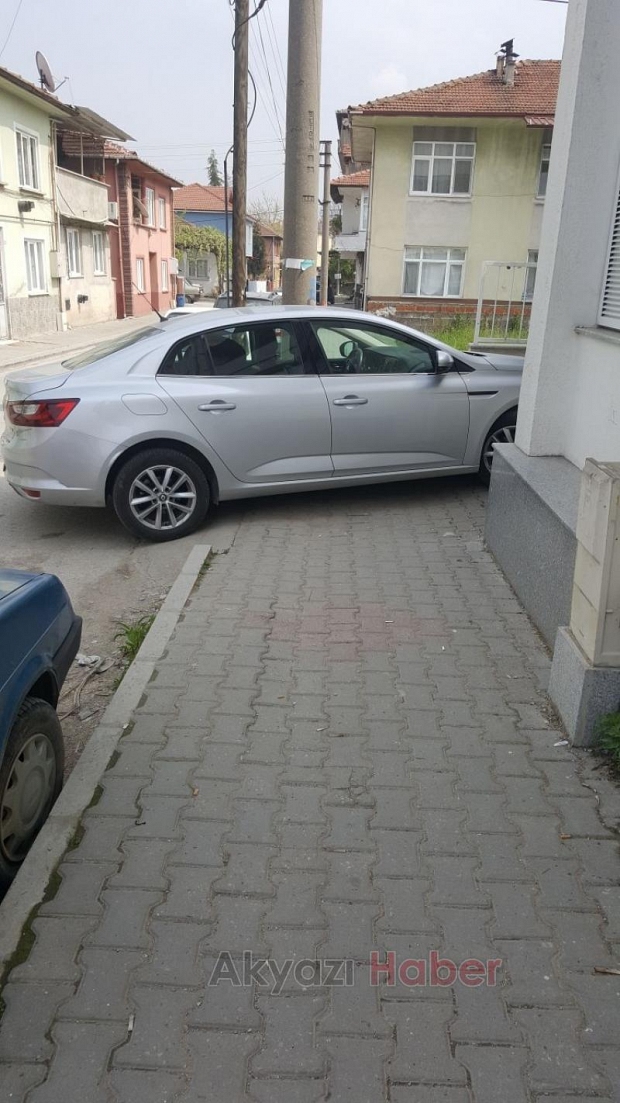 Kaldırım İşgalleri Son Sürat Devam Ediyor