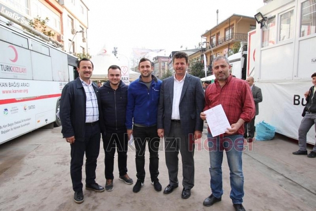 Kan bağışçılarına madalya 