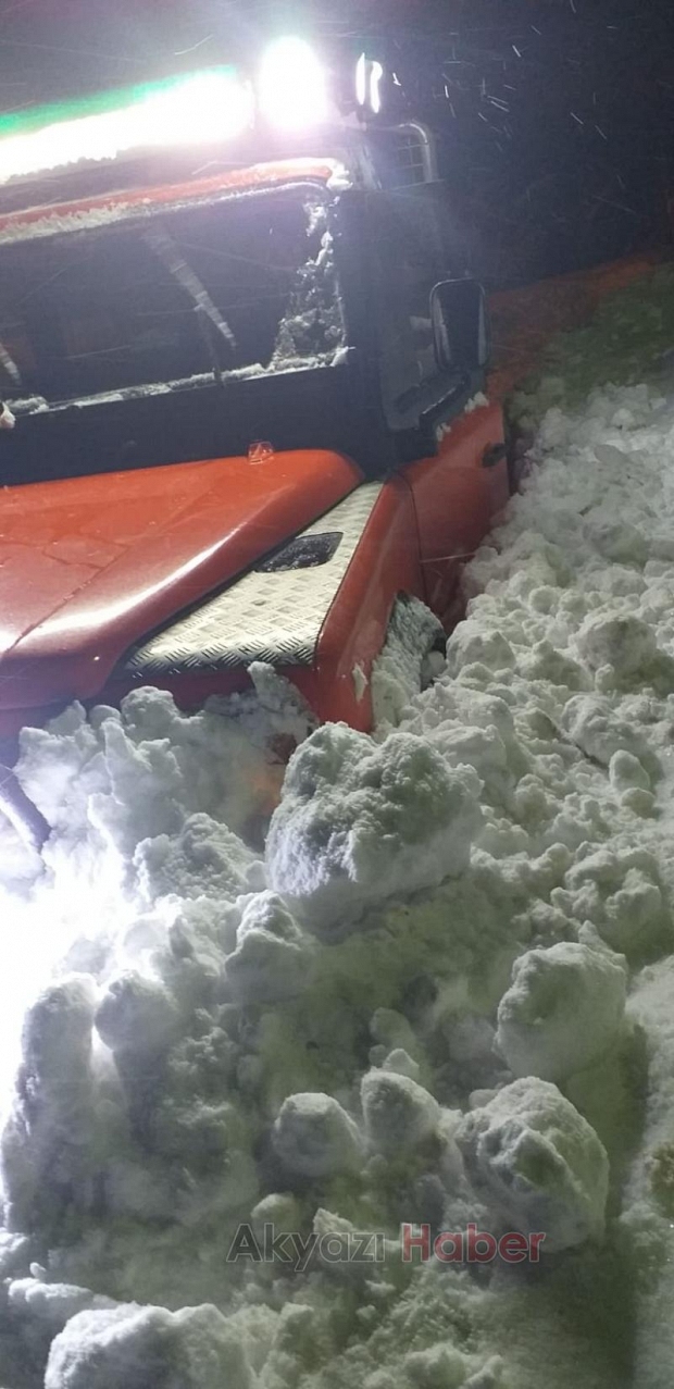 Kapanan Yolları Açtılar 