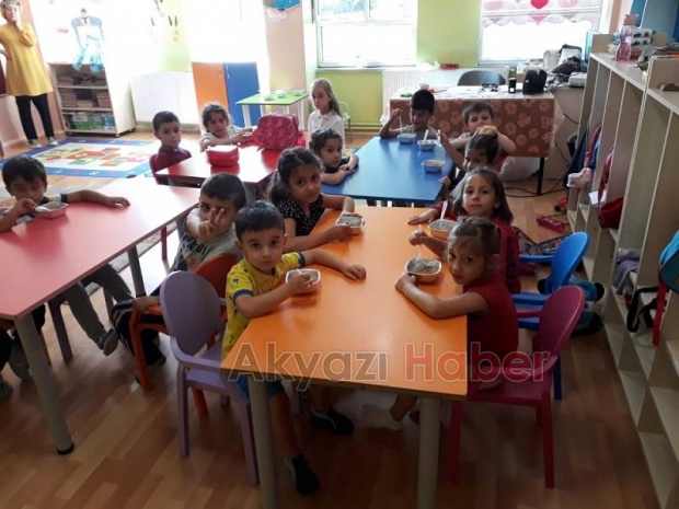 Karaçalılık İlkokulunda Aşure Etkinliği