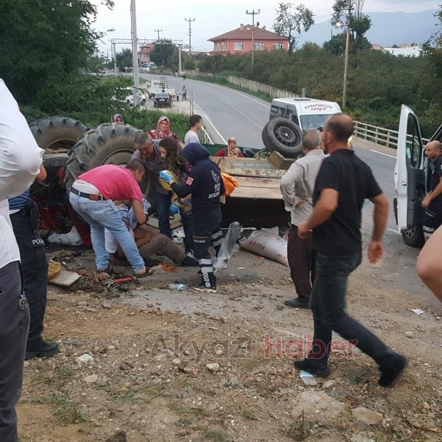 Karapürçek Köprüsünde Traktör Devrildi