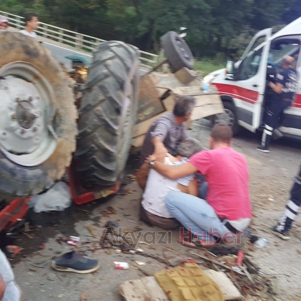 Karapürçek Köprüsünde Traktör Devrildi