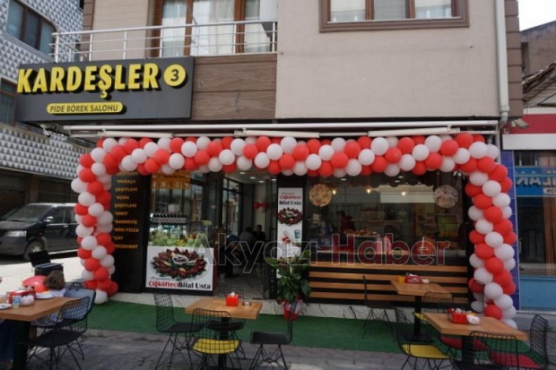 Kardeşler Pide Börek salonu Yeni şubesini açtı