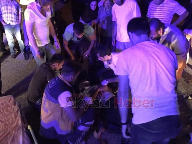 Yoldan Karşıya Geçmek İsterken Araba Çarptı