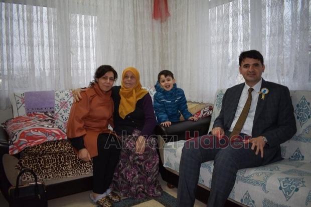 Kaymakam Kalaylı Şehit Ailelerini Ziyaret Etti