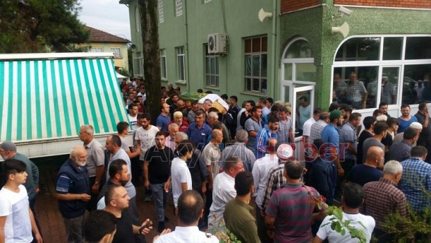 Kaza kurbanı iki gence zor veda