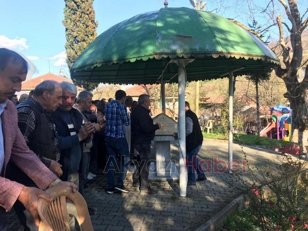 Kaza kurbanı toprağa verildi