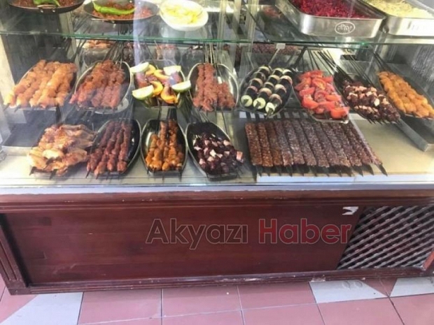Kebapçı Niyazi Usta sizi Antep sofrasına davet ediyor