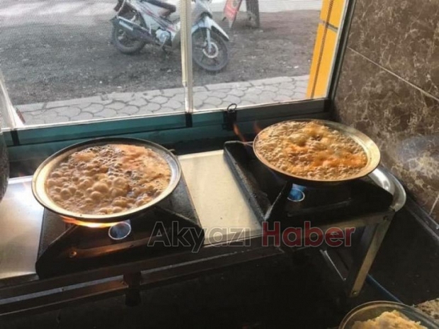 Kebapçı Niyazi Usta sizi Antep sofrasına davet ediyor