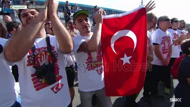 Kenan Sofuoğlu yeniden Dünya Şampiyonu