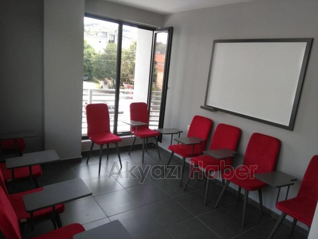 Kırmızı Otobüs Yabancı Dil Kursları Sakarya 