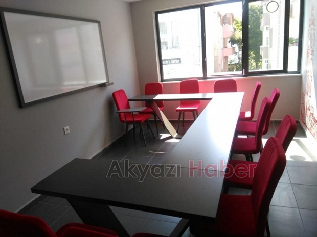 Kırmızı Otobüs Yabancı Dil Kursları Sakarya 