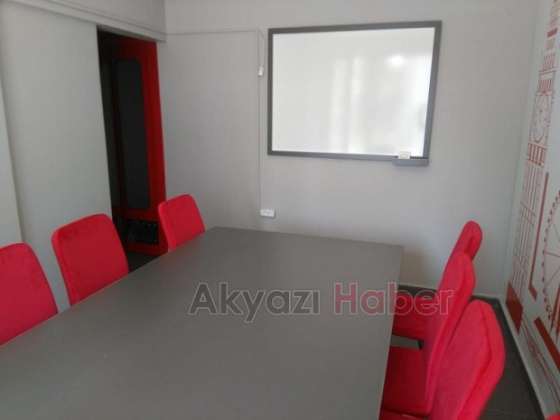 Kırmızı Otobüs Yabancı Dil Kursları Sakarya 