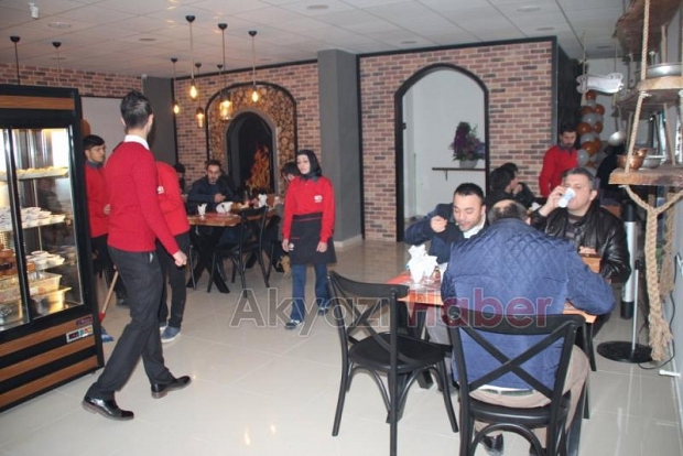  Köfteci Turgay Dualarla Açıldı