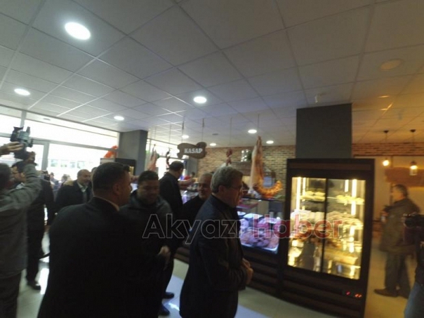 Köfteci Turgay Dualarla Açıldı