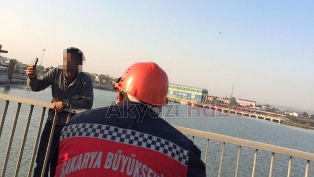 Köprüye Çıkan Vatandaş İntihar Etmek İstedi