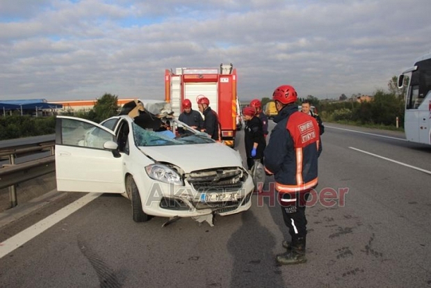 Korkunç kaza Akyazılı baba ile oğlunu ayırdı