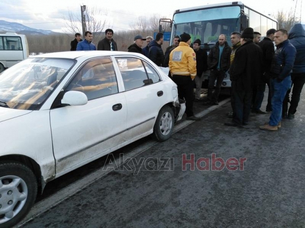   Küçücek Kavşağında Kaza