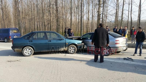 Küçücek Kavşağında Kaza
