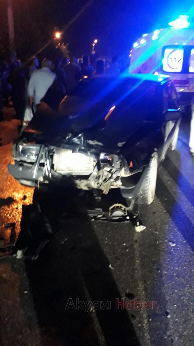 Küçücek Mahallesinde Otomobille Motosiklet Çarpıştı 
