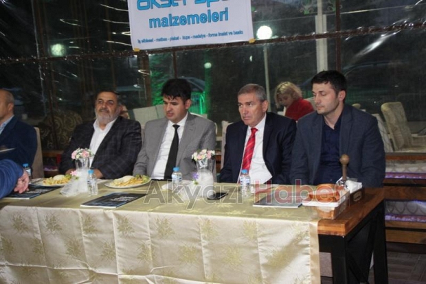 Kulüp Antrenörleri ve Yöneticileri Yemekte Buluştu
