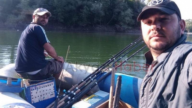 Kuzuluklu Balıkçılar Ağcılara Savaş Açtı
