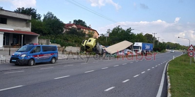 Kuzulukta tır devrildi