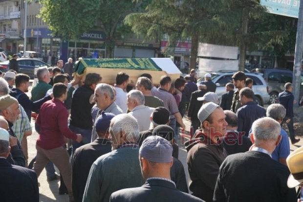 Lokantacı Ali Yıldırım Dualar ile Defnedildi