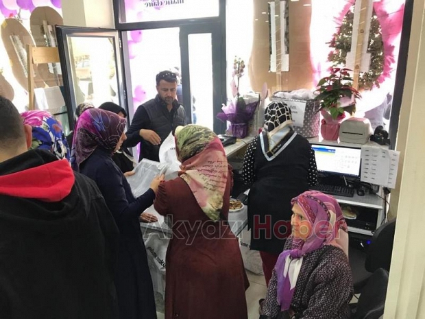 Madame Muko Dualarla Açıldı